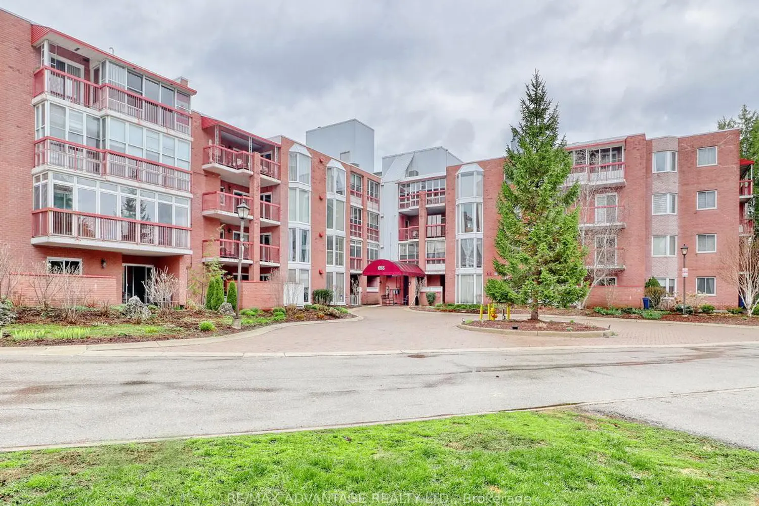 693 Windermere Road 307