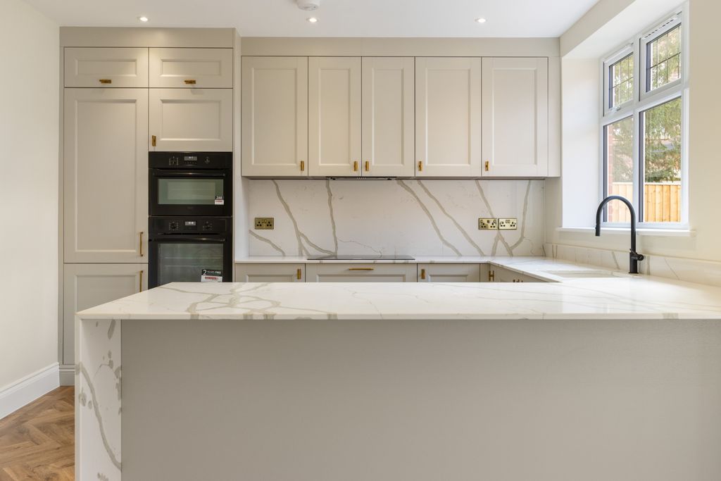 Additional image 3 of 4 bed detached house for saleShow Home, The Elms, Abbey Road, Grimsby DN32