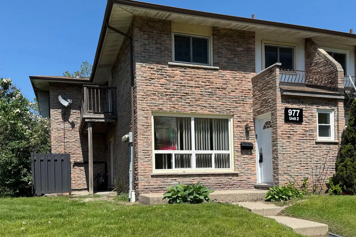 977 Francis Road 2 photo 5