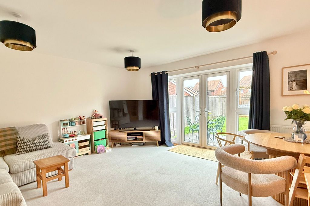 Additional image 3 of 4 bed semi-detached house for saleCaspars Way, Fordingbridge SP6