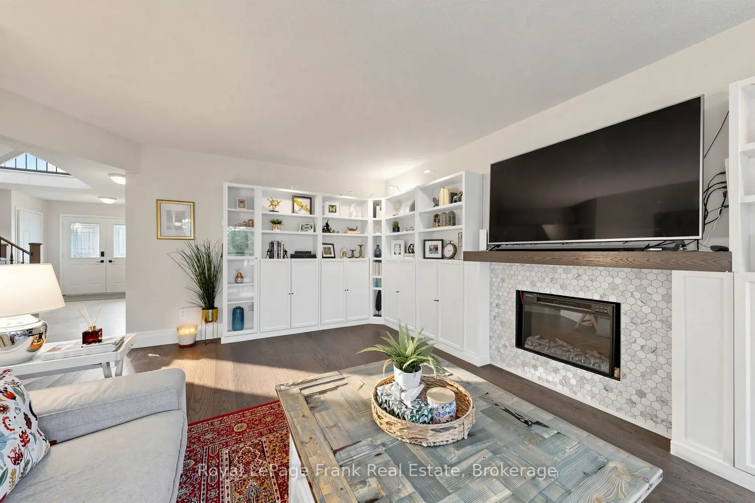 133 Glenabbey Drive photo 5