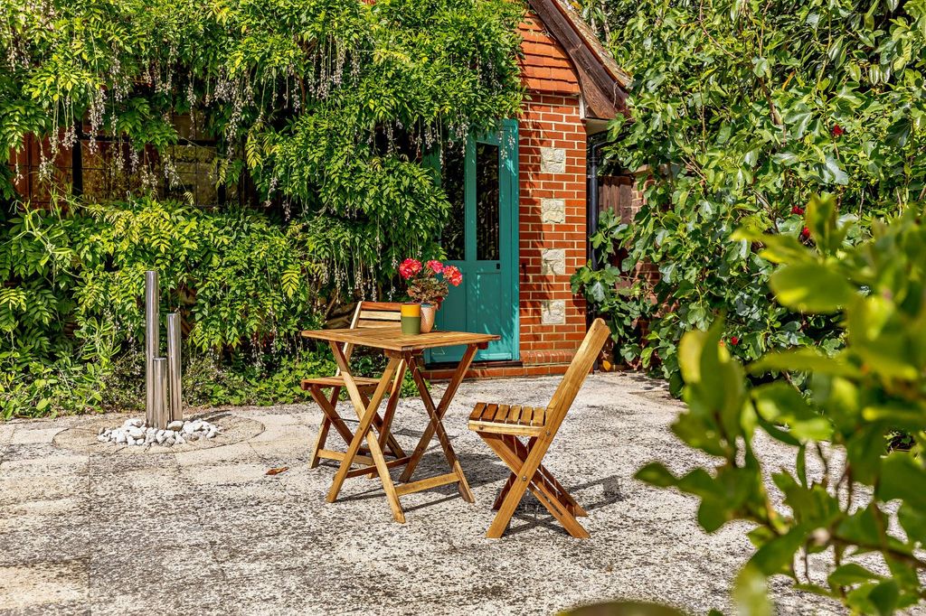 Additional image 16 of 8 bed detached house for saleFarnham Road, Churt, Farnham, Surrey GU10