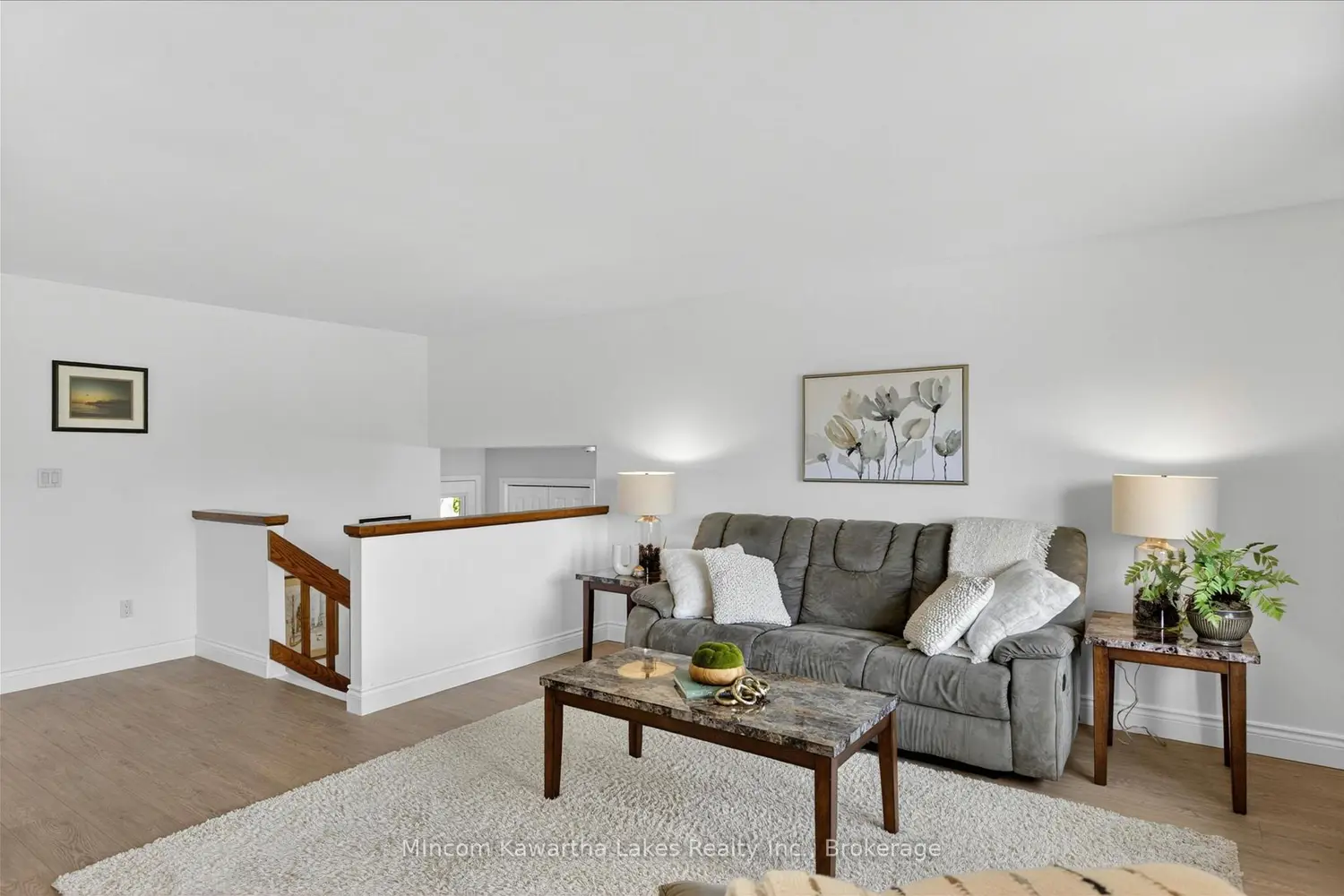 1071 Danita Boulevard photo 3