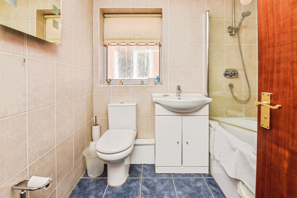 Additional image 15 of 4 bed detached house for saleJay Close, Frome BA11