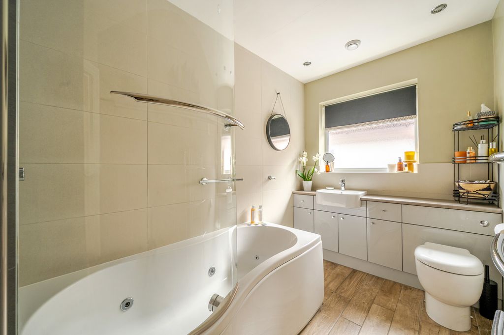 Additional image 13 of 4 bed detached house for saleGally Hill Road, Church Crookham GU52