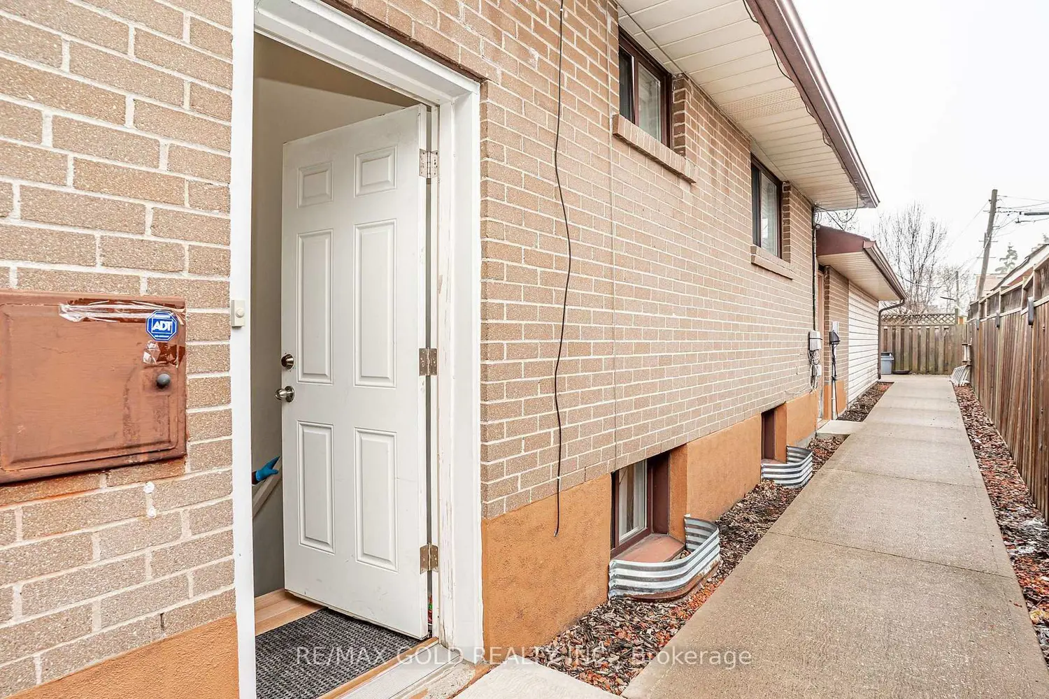 Additional image 17 of 37 Carlyle Crescent