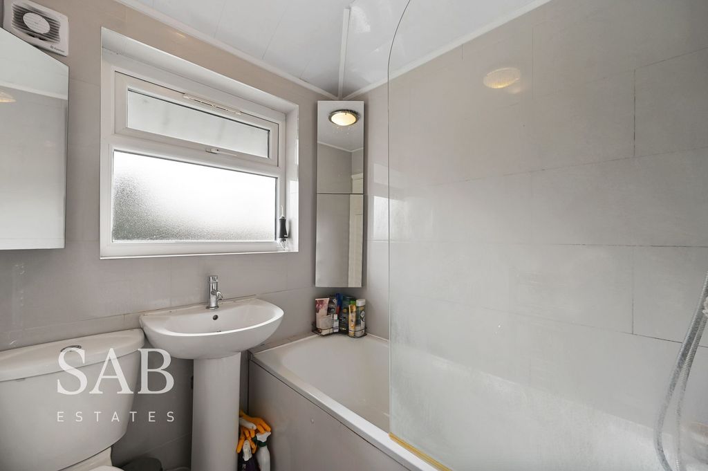 Additional image 8 of 4 bed semi-detached house for saleAllenby Road, Southall UB1