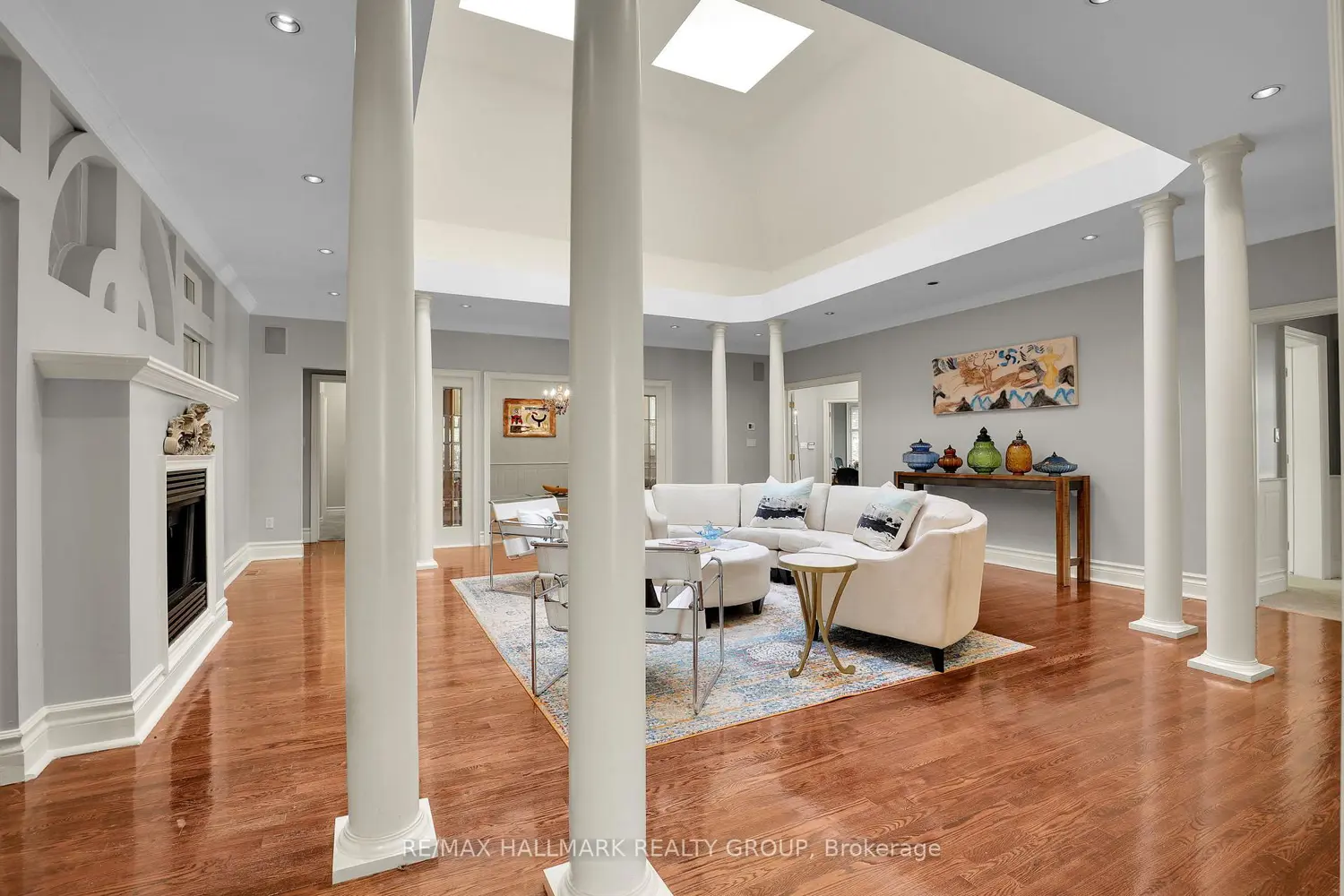 435 Westminster Avenue photo 4