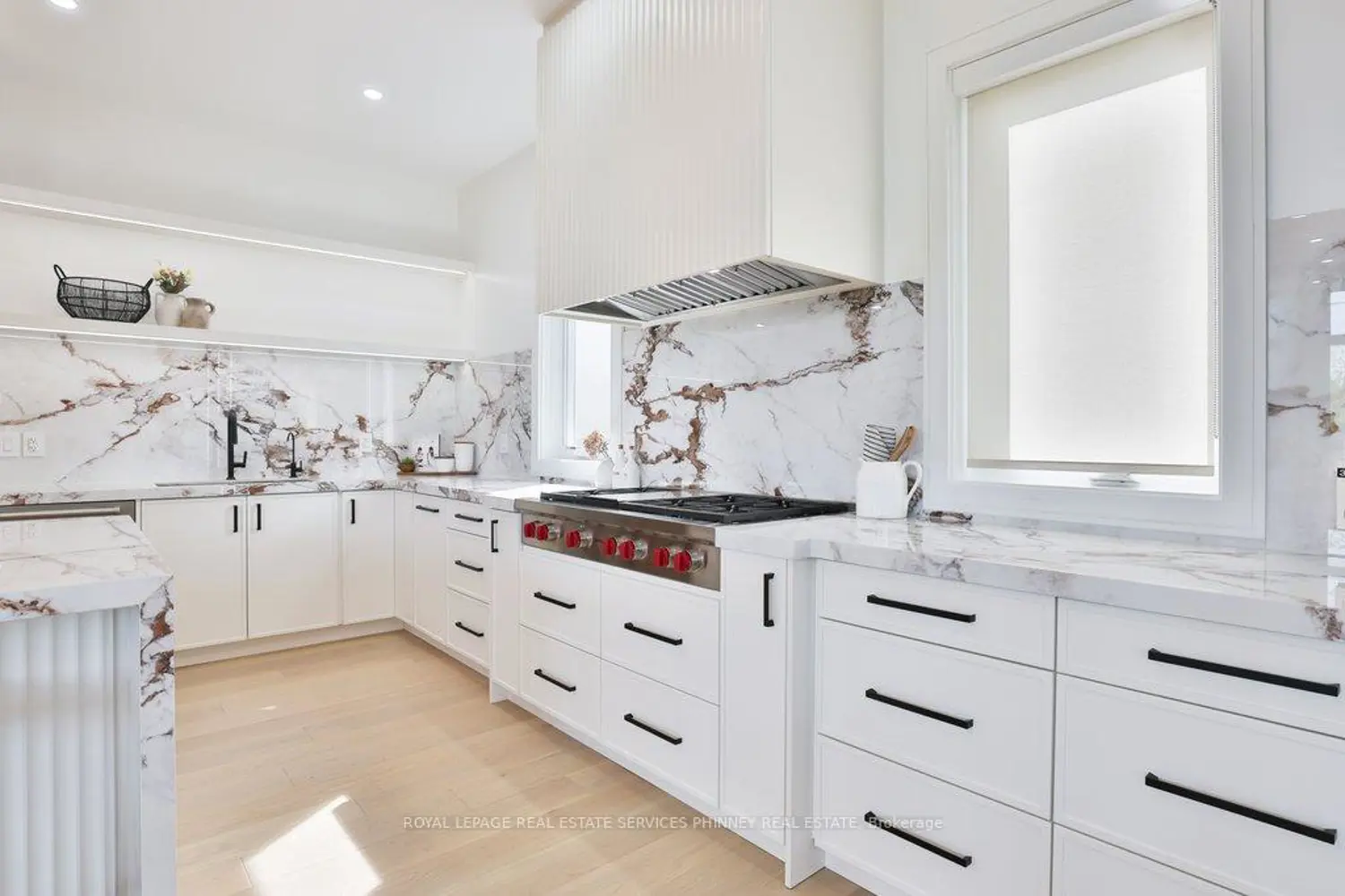 1143 Kane Road photo 4