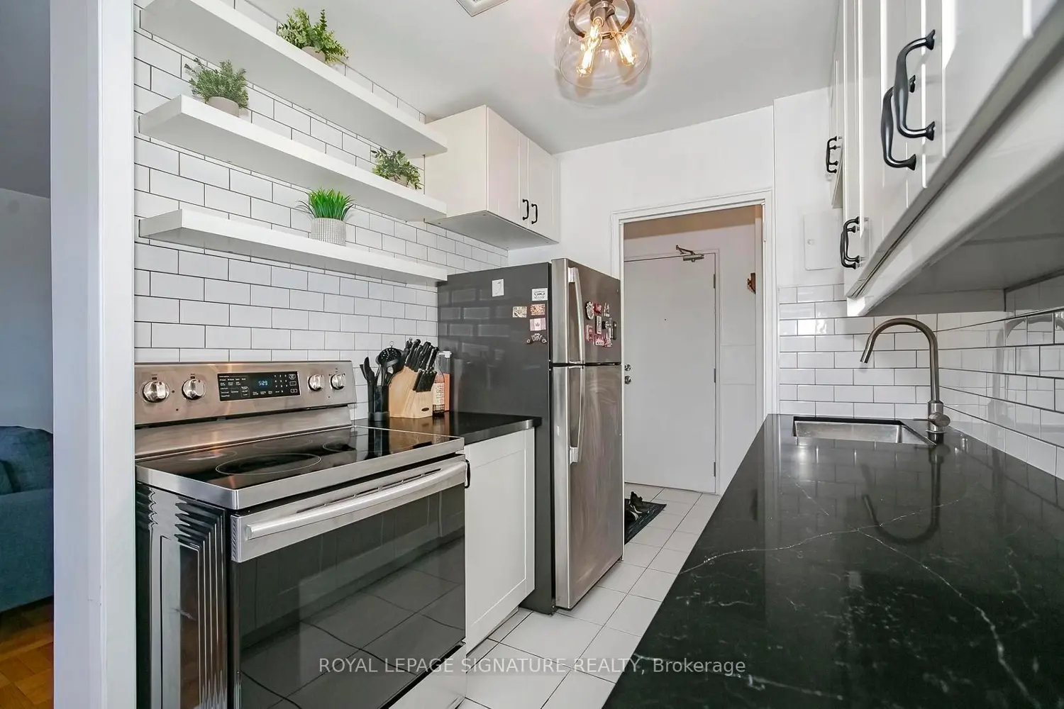 Additional image 12 of 219 Wilson Avenue 305