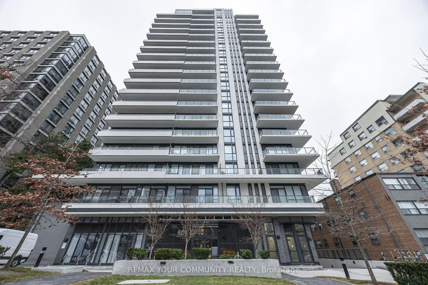 609 Avenue Road 201