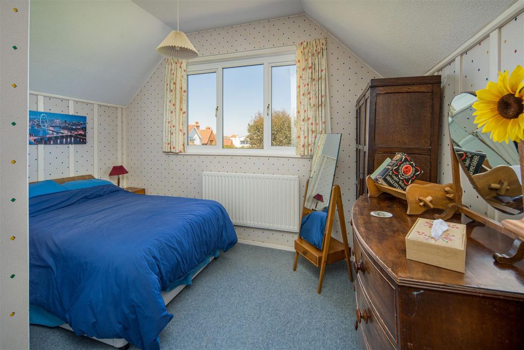 Additional image 12 of 5 bed detached house for saleFreshwater Bay, Isle Of Wight PO40