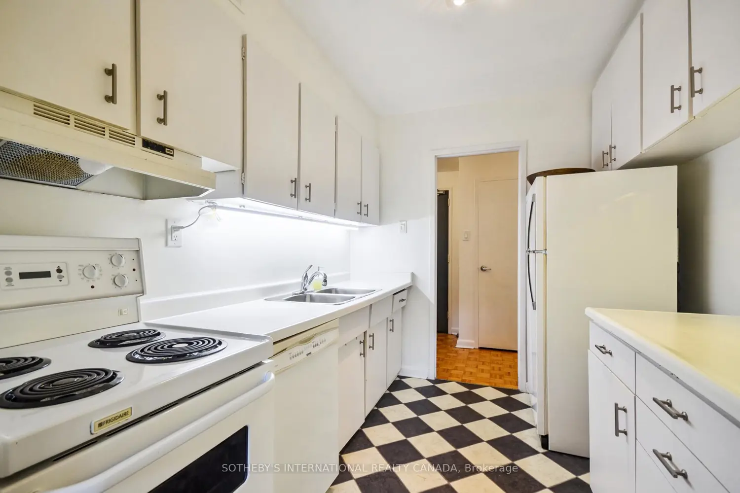 120 Rosedale Valley Road 512