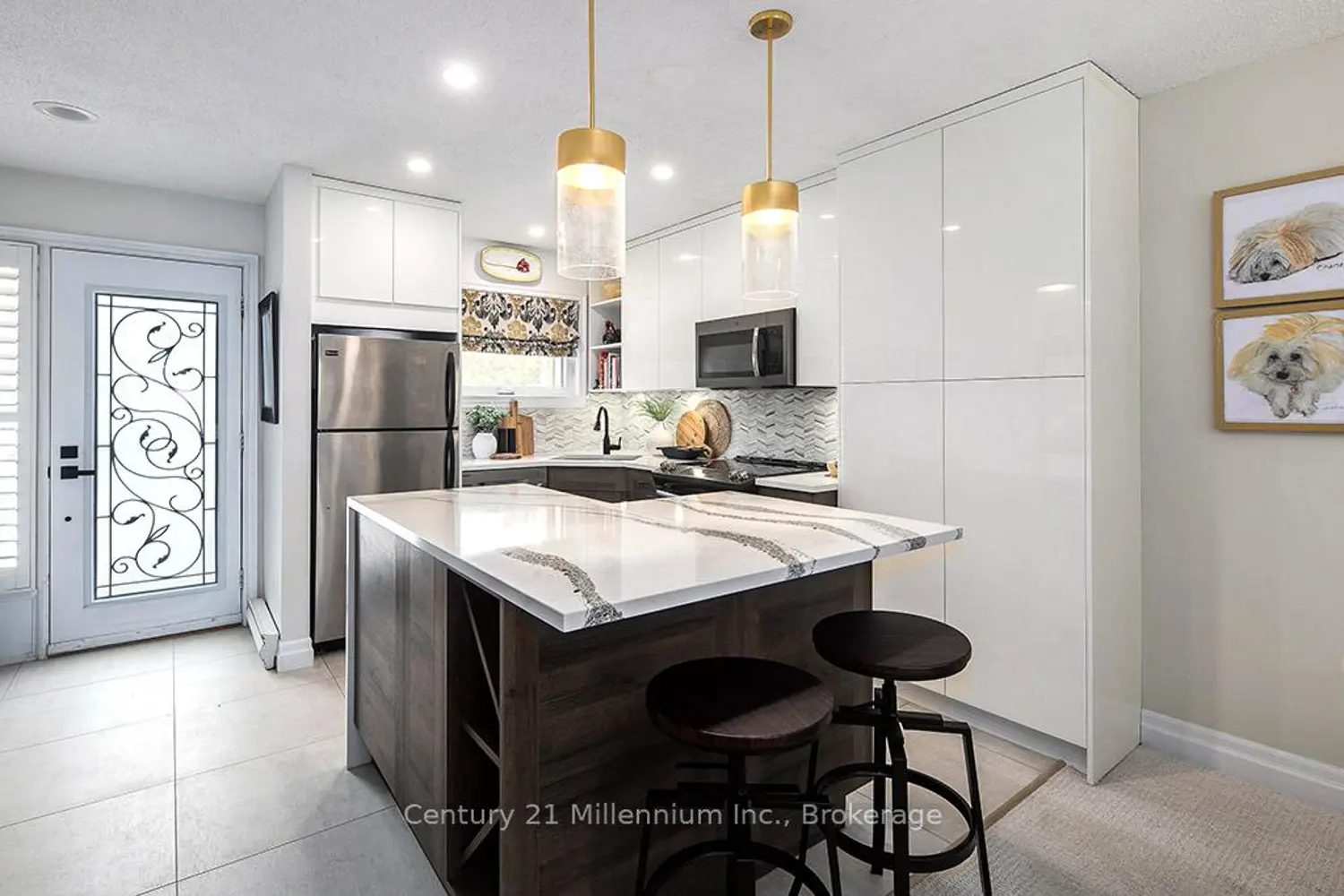 493 Oxbow Crescent