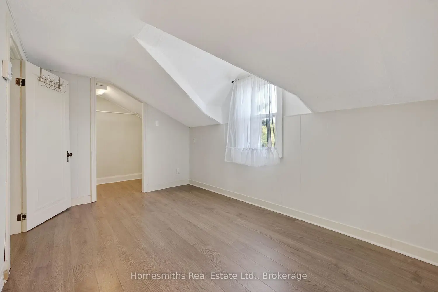 8766 Danforth Road photo 4