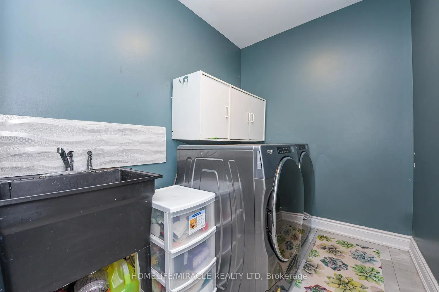 6 Mendoza Drive photo 5