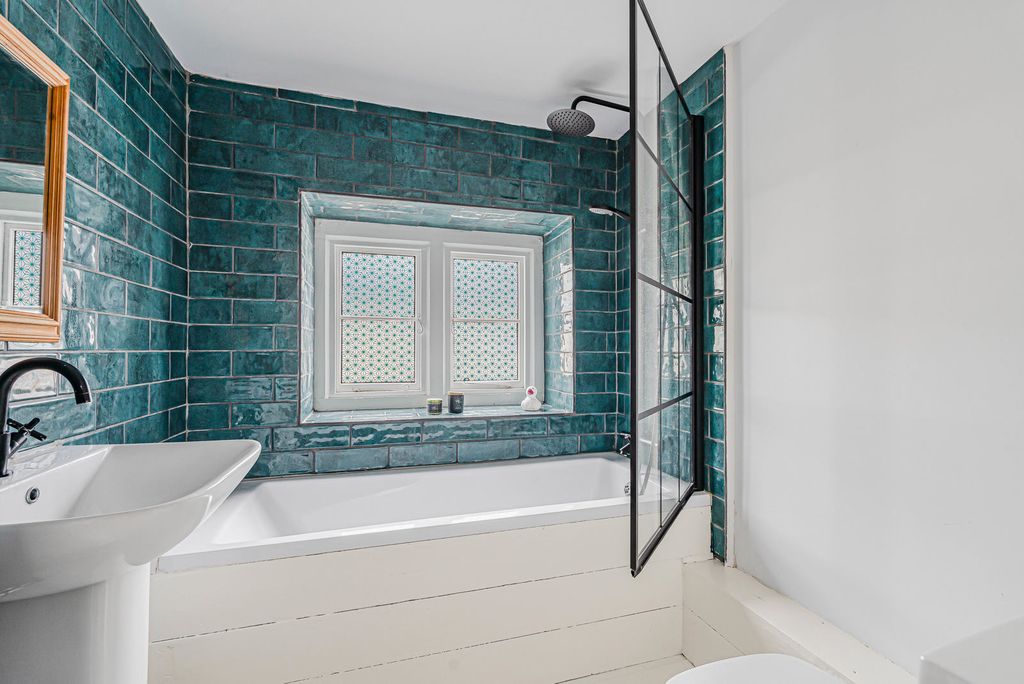 Additional image 12 of 3 bed terraced house for saleCoronation Street, Fairford, Gloucestershire GL7