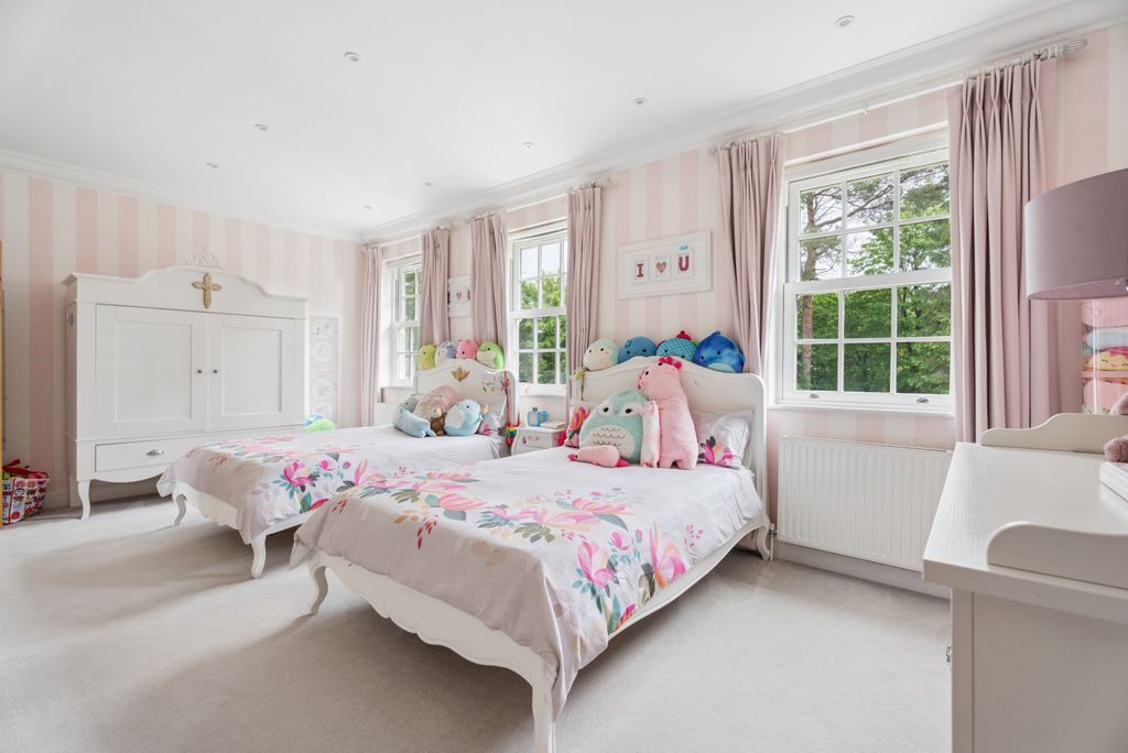 Additional image 23 of 7 bed detached house for saleCamp Road, Gerrards Cross SL9