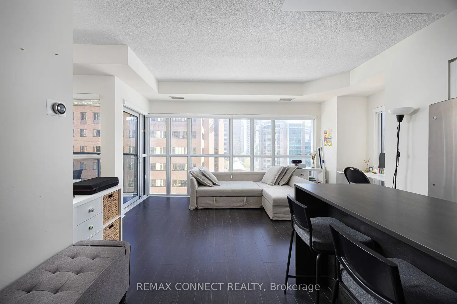 Additional image 4 of 28 Ted Rogers Way 1012