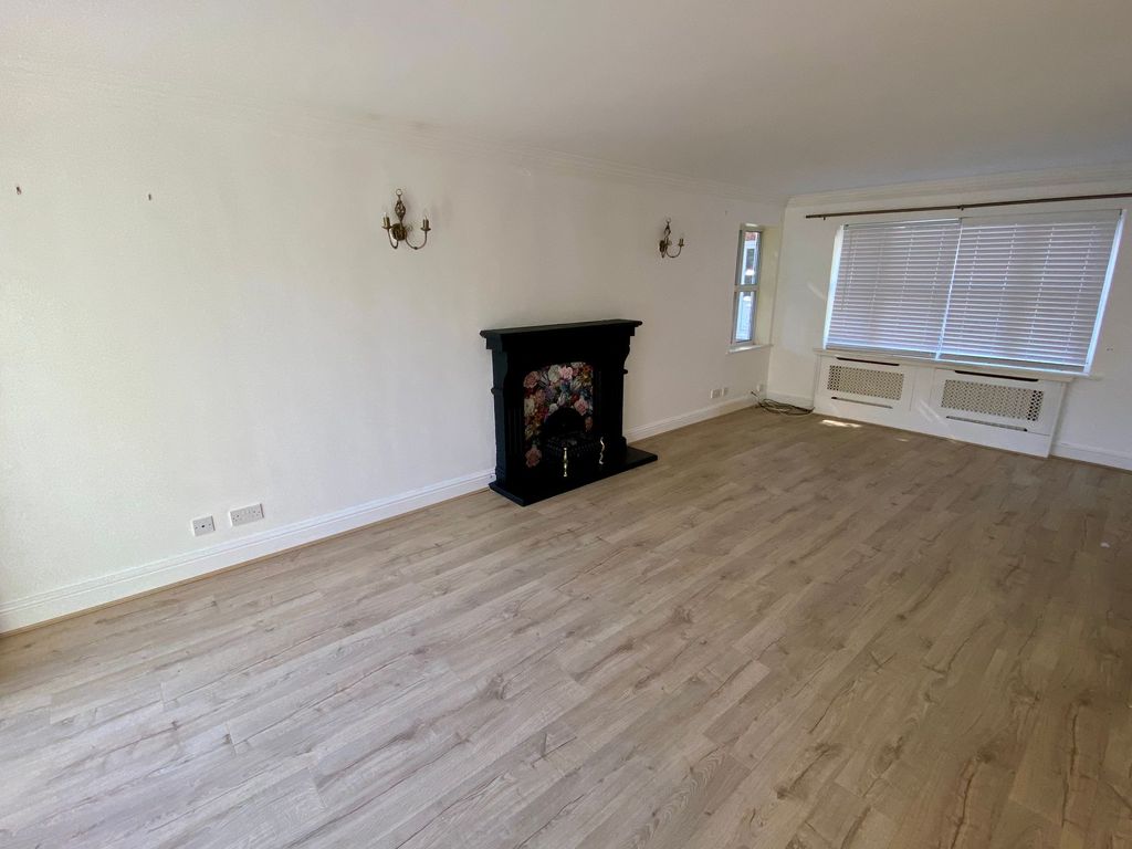 Additional image 12 of 6 bed detached house for saleManthorpe Road, Grantham NG31