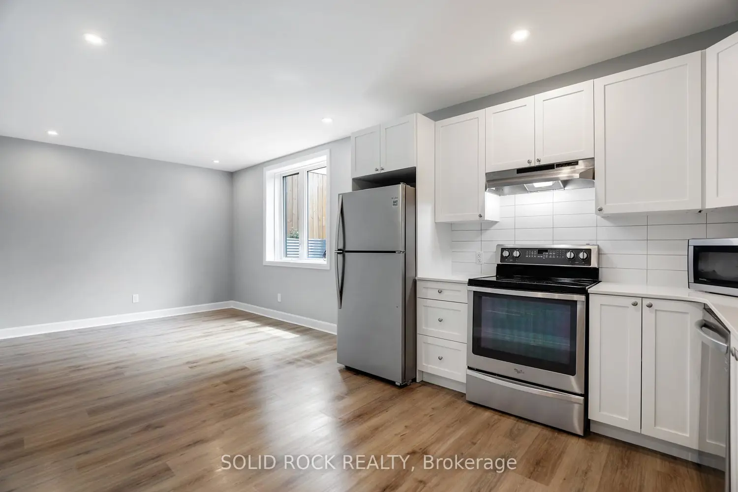 144 Montfort Street photo 2