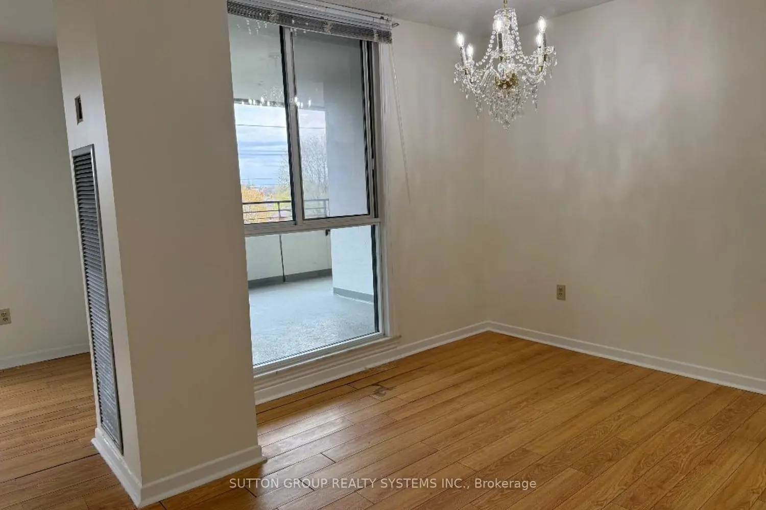 1300 Mississauga Valley Boulevard 504 photo 5
