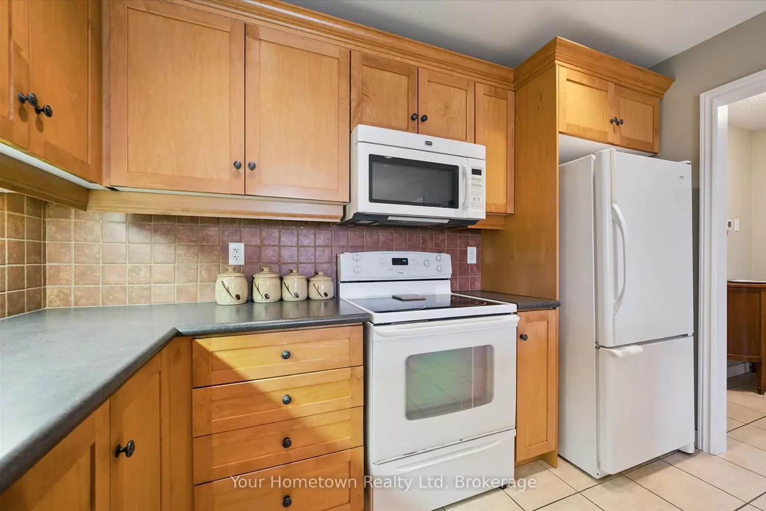 115 Riverwalk Place photo 3
