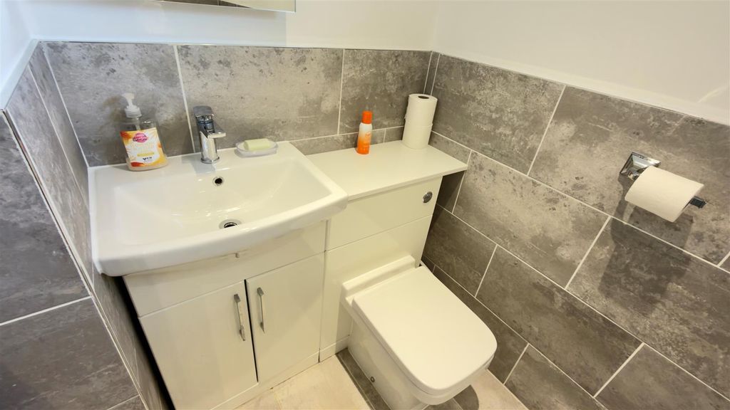 Additional image 41 of 5 bed chalet for saleFreshwater Bay, Isle Of Wight PO40