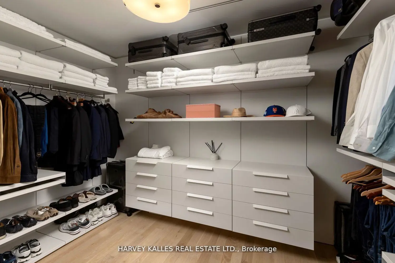 Additional image 16 of 206 Bloor Street 1202