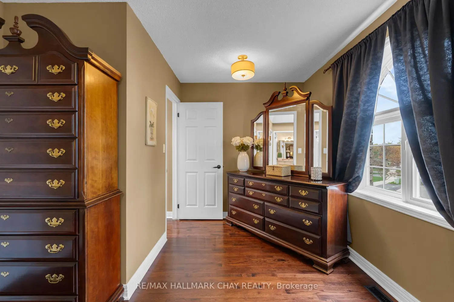 Additional image 8 of 34 Crompton Drive