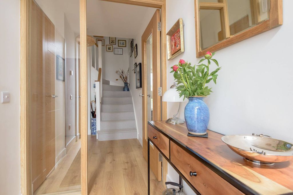 Additional image 13 of 4 bed detached house for sale21 Castlemains Gardens, Dirleton, North Berwick EH39