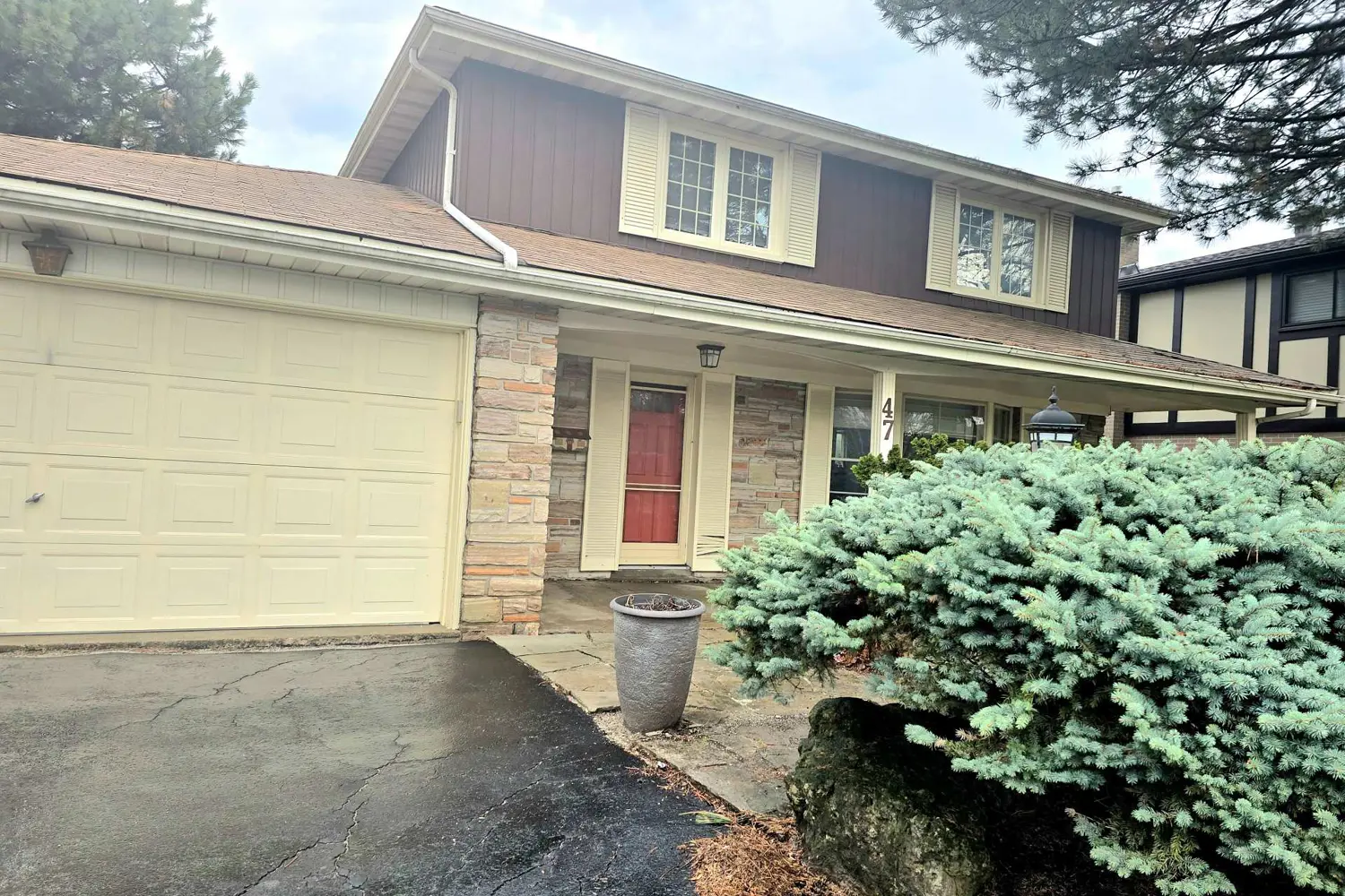 47 Parkview Place