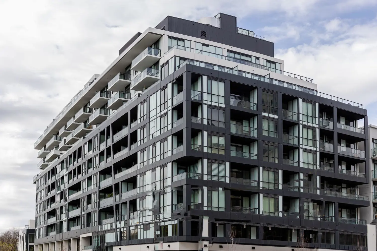 6 Greenbriar Road 212