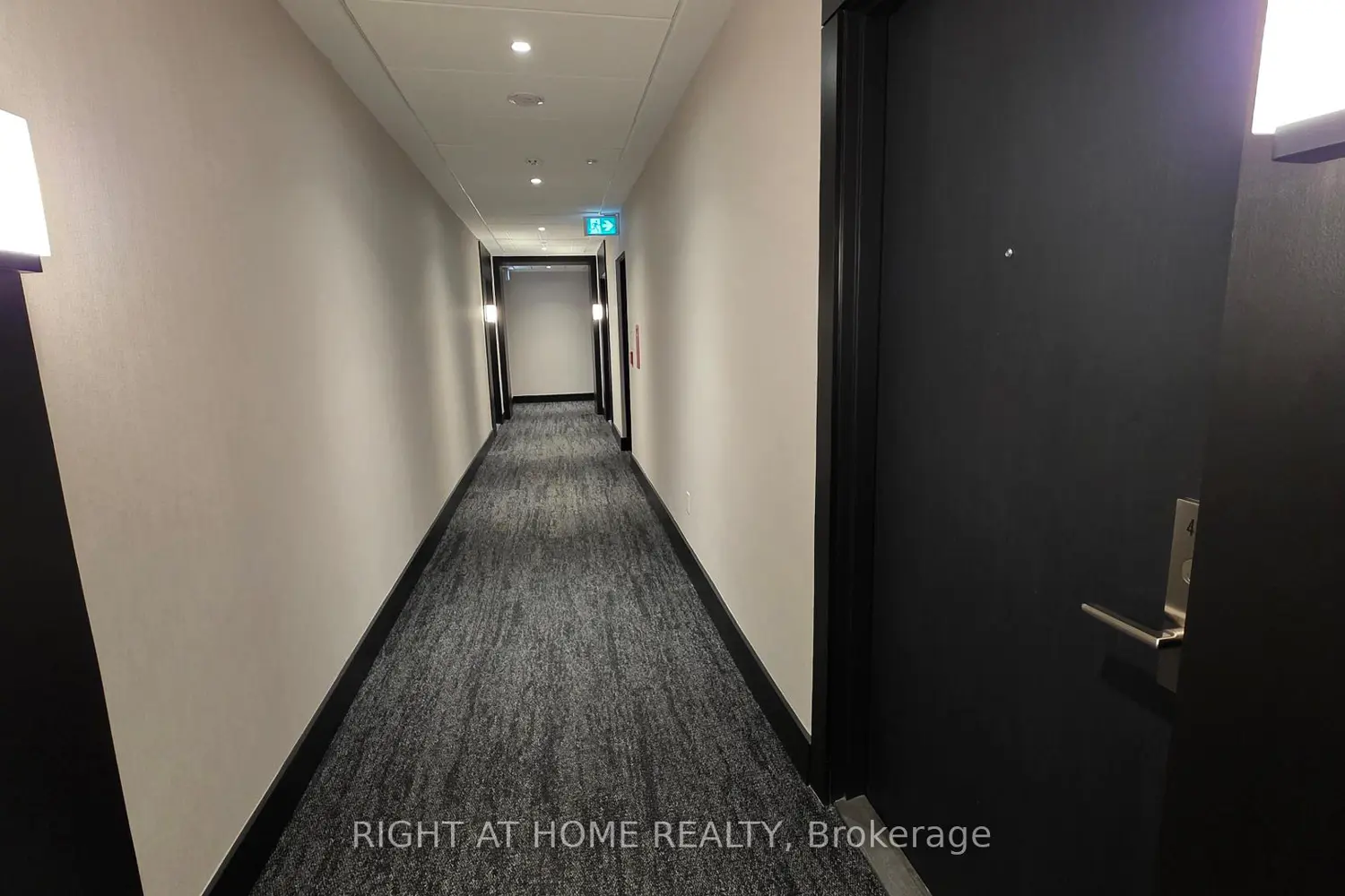 55 Duke Street 412 photo 2