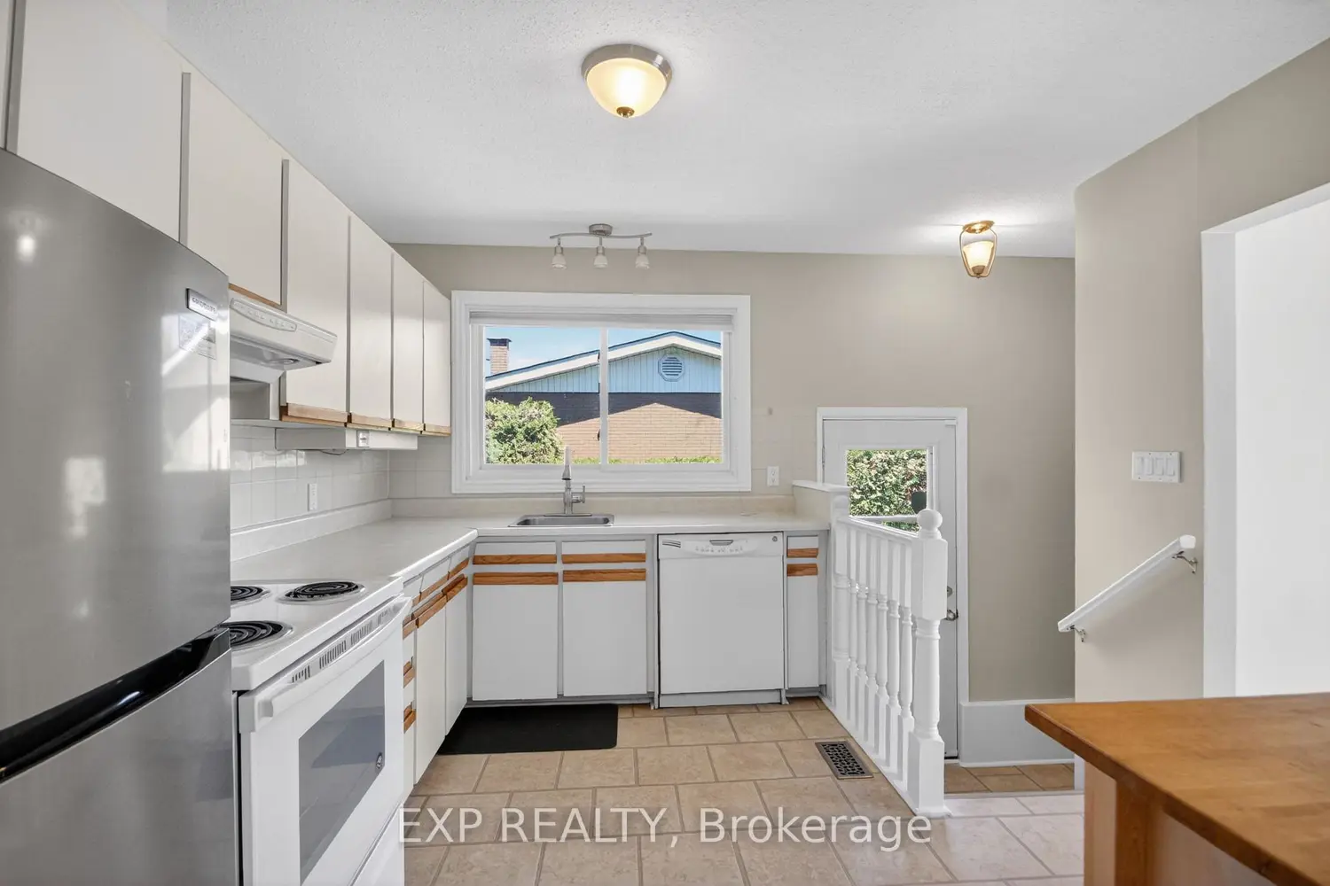 Additional image 7 of 31 Barlyn Avenue
