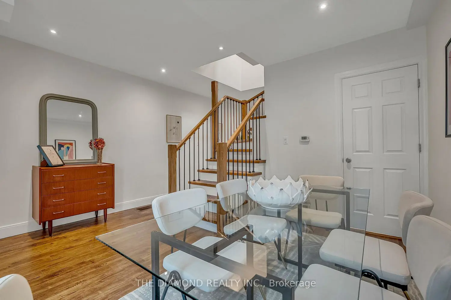 Additional image 6 of 129 Earlscourt Avenue