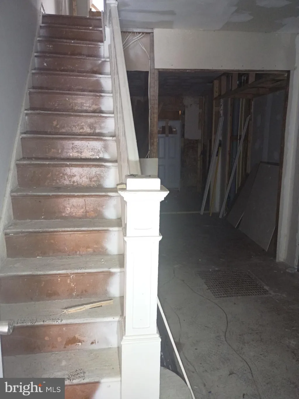 504 E Lynn Avenue, Baltimore, MD 21223 photo 2