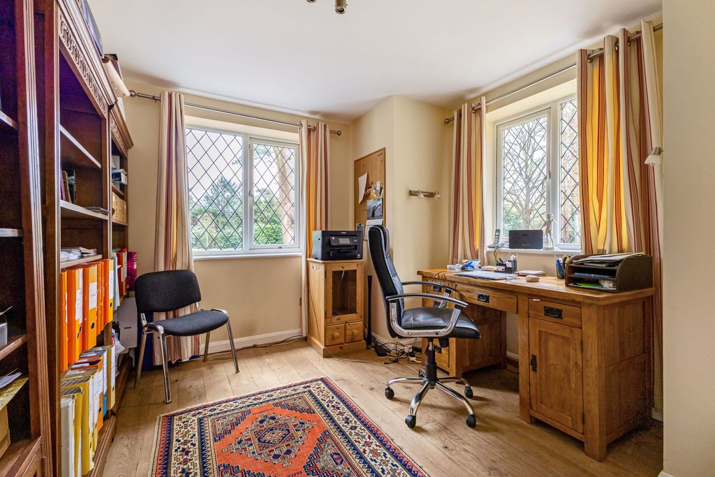 Additional image 14 of 5 bed detached house for saleCrooksbury Road, Farnham GU10