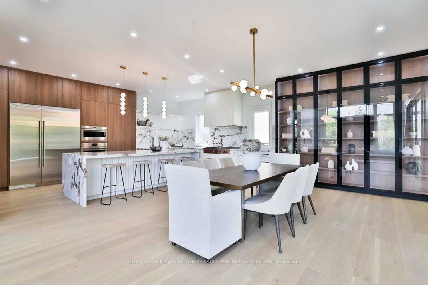 1143 Kane Road photo 2