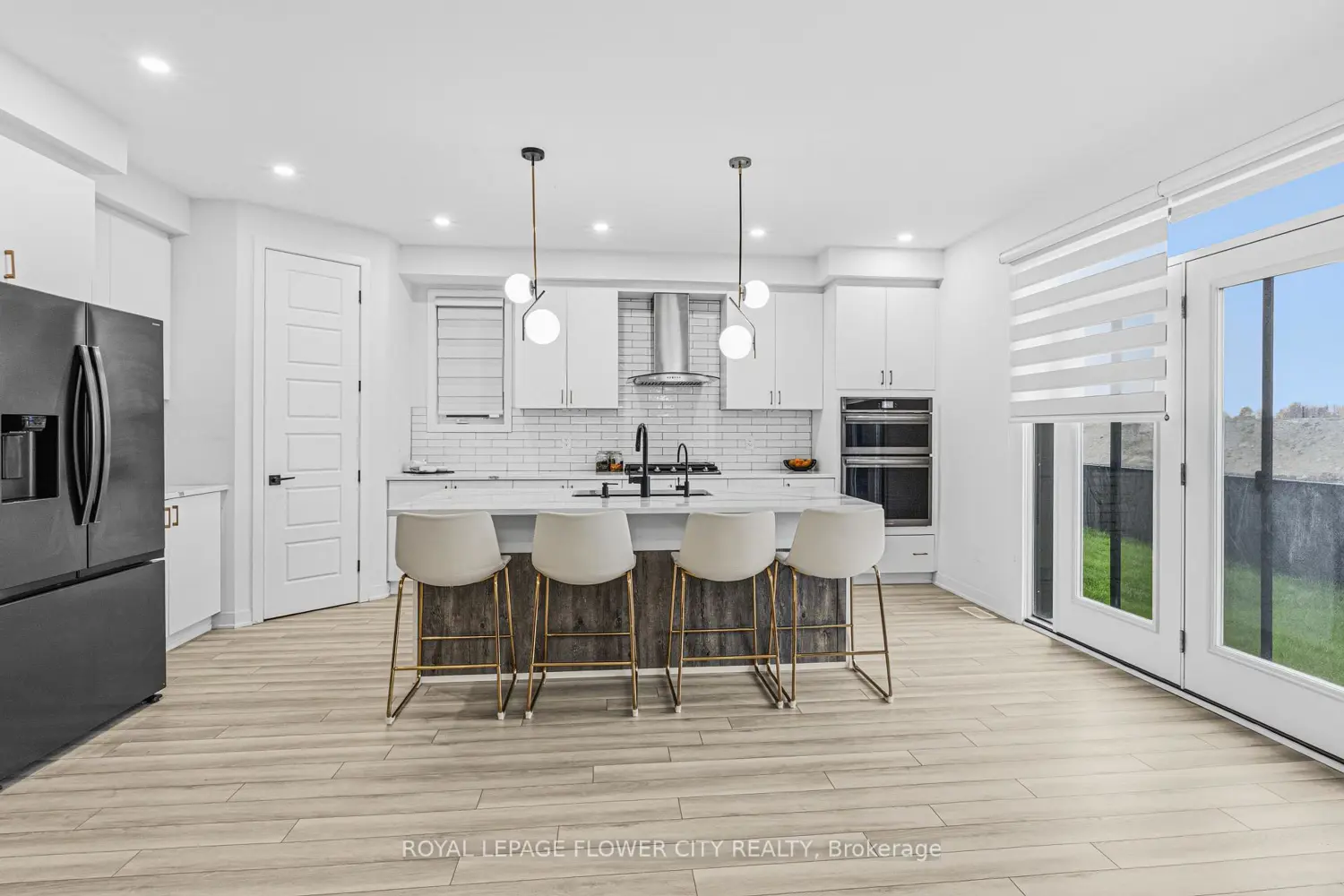 428 Meynell Road photo 4