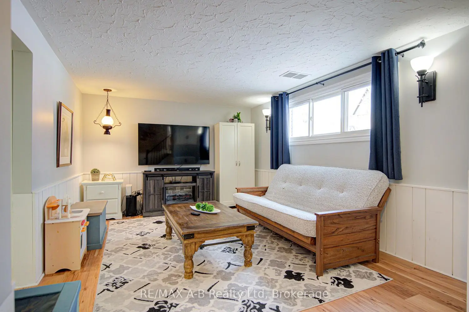 19 Linton Place photo 4