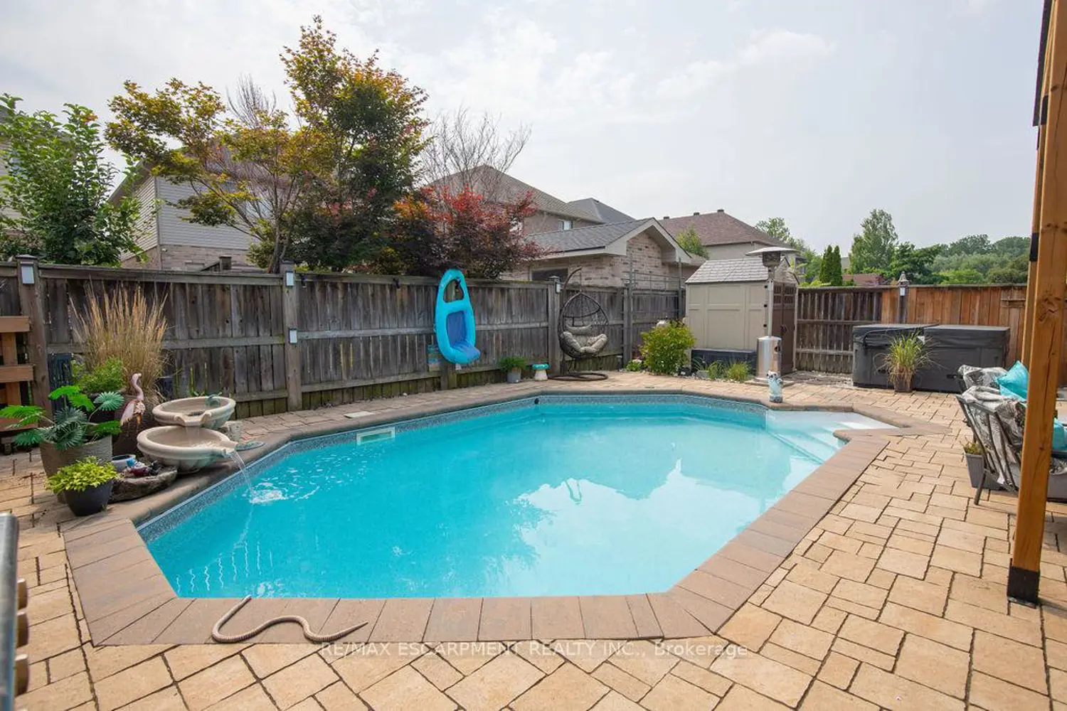 15 Meadowbank Drive photo 5