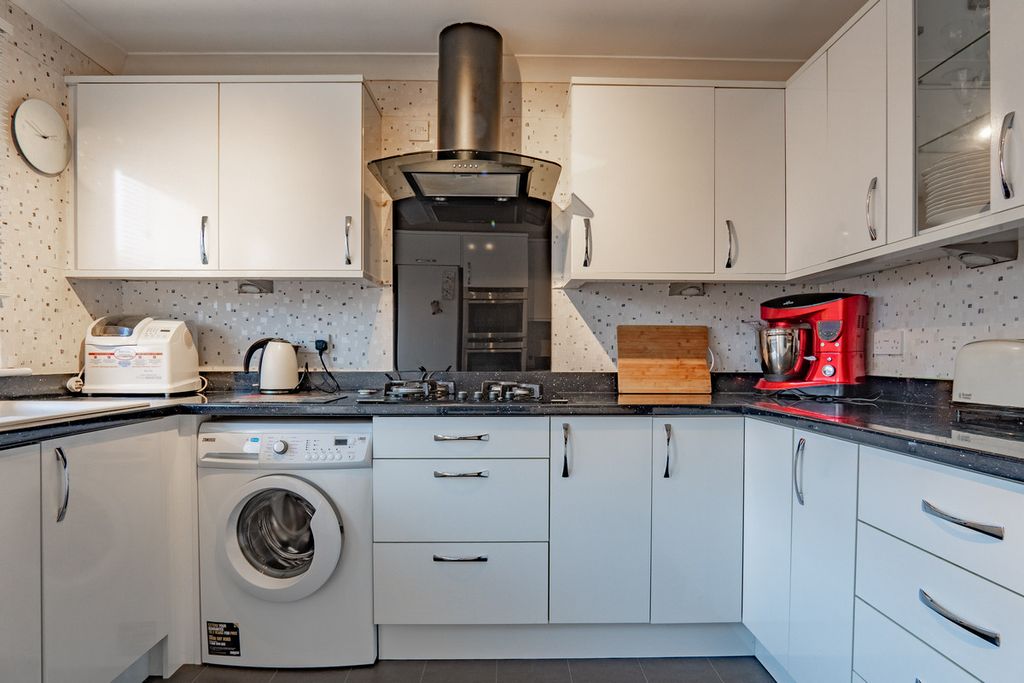 Additional image 7 of 3 bed semi-detached bungalow for saleAllan Drive, Forres IV36