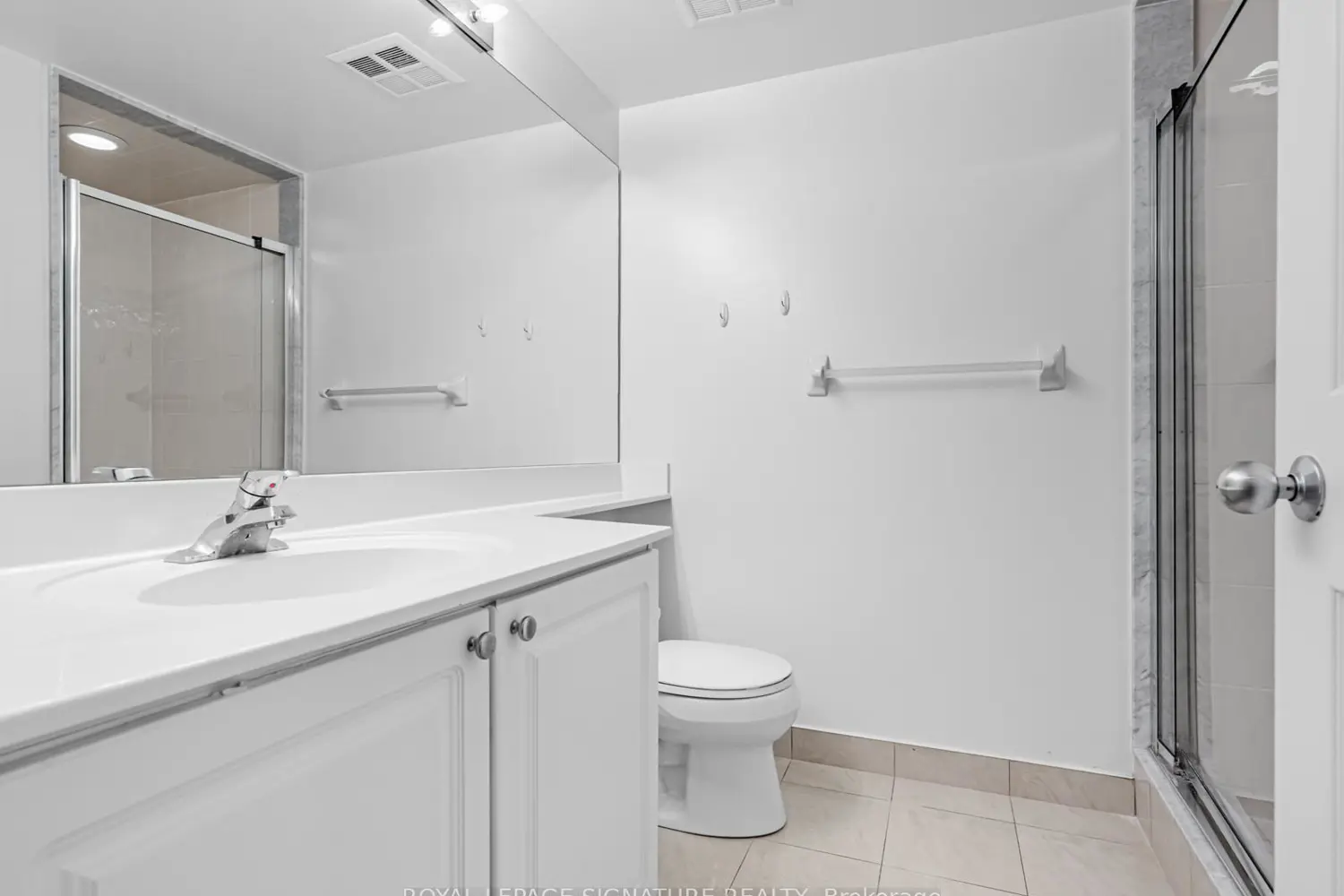 Additional image 18 of 30 Harrison Garden Boulevard 2306