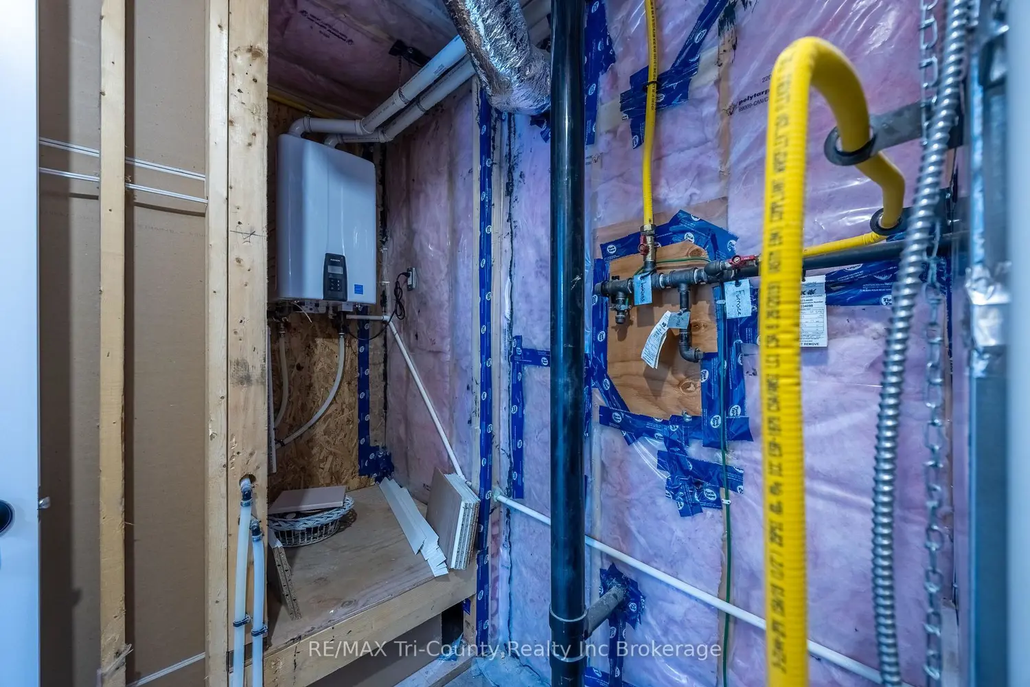 Additional image 15 of 6 Addison Street
