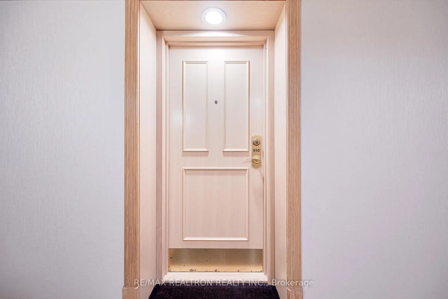 Additional image 4 of 7805 Bayview Avenue 910