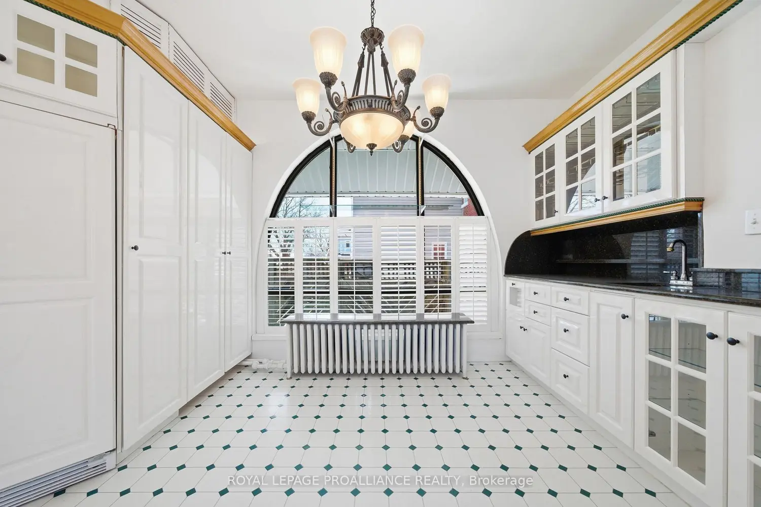 287 John Street photo 2