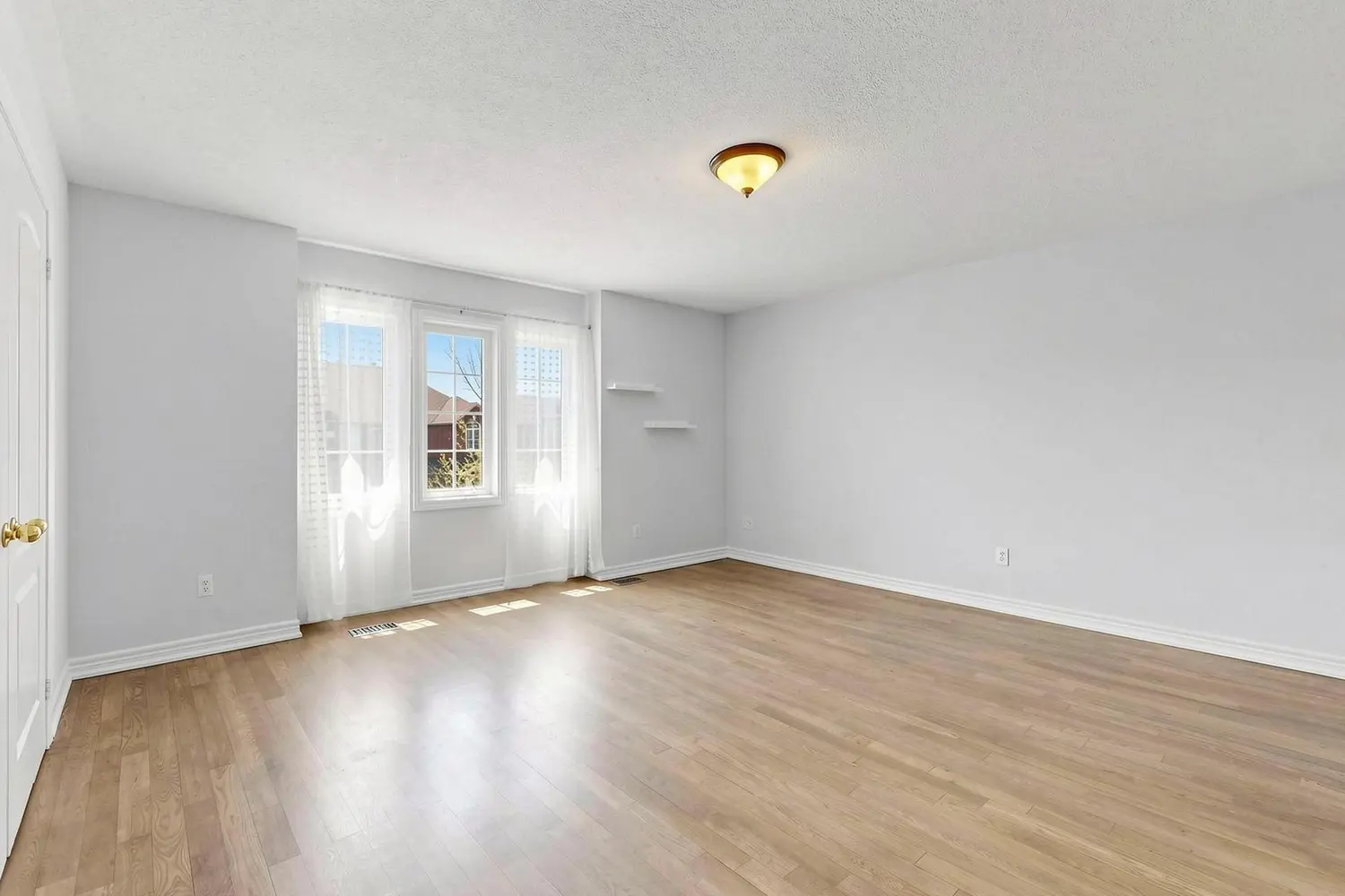 Additional image 8 of 24 Saltspring Drive