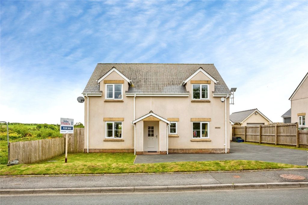 4 bed detached house for saleSeren Chwech, Llanfyrnach, Dyfed SA35