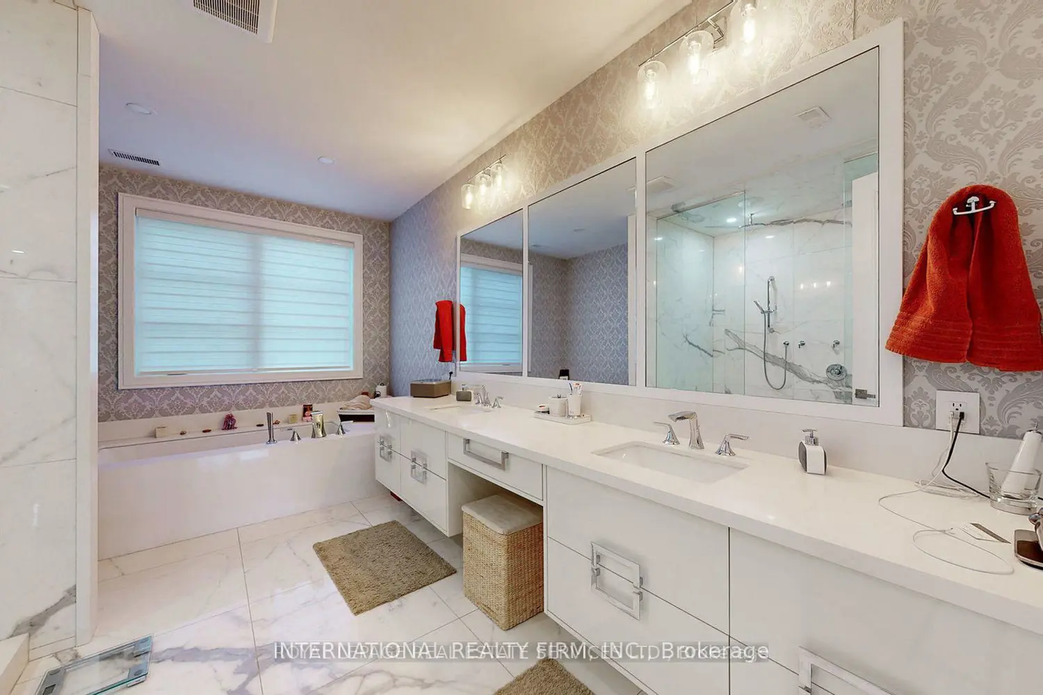 Additional image 12 of 1286 Cambridge Drive